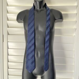 Sean John Neck Tie blue striped silk, classic, work wear, classic, elegant.
